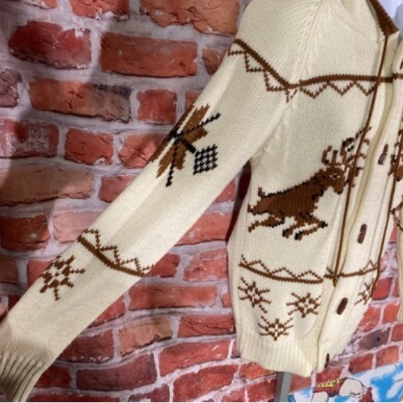 vintage deer sweater button up hooded sweater w deer design - sz S - 70s - Picture 4 of 7